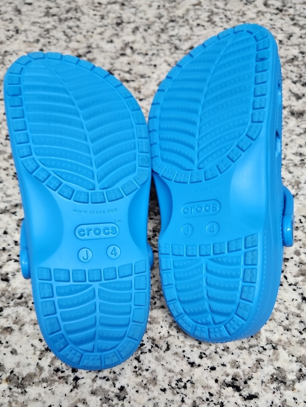 CROCS. BIG KIDS J4, BLUE - Picture 3 of 3